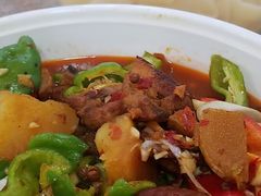 大盘鸡，茄子肉拌面，干煸炒面-清真海瑞琪麻辣烫(越秀店)