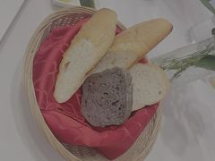 -塞纳河法国餐厅(意式风情街店)