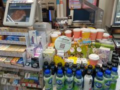 -全家便利店(世贸丽晶城店)