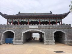 -巴陵广场