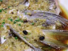 剁椒鱼头-楚山晓·湖北菜(武汉光谷K11店)