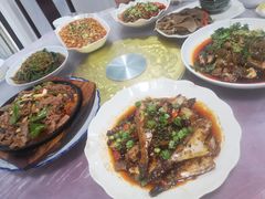 -洪霞餐馆