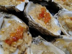 -蚝哥花姐湛江烤生蚝(美丽湾市场店)