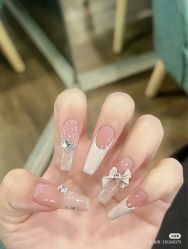-星辰·新中式美甲美睫工作室