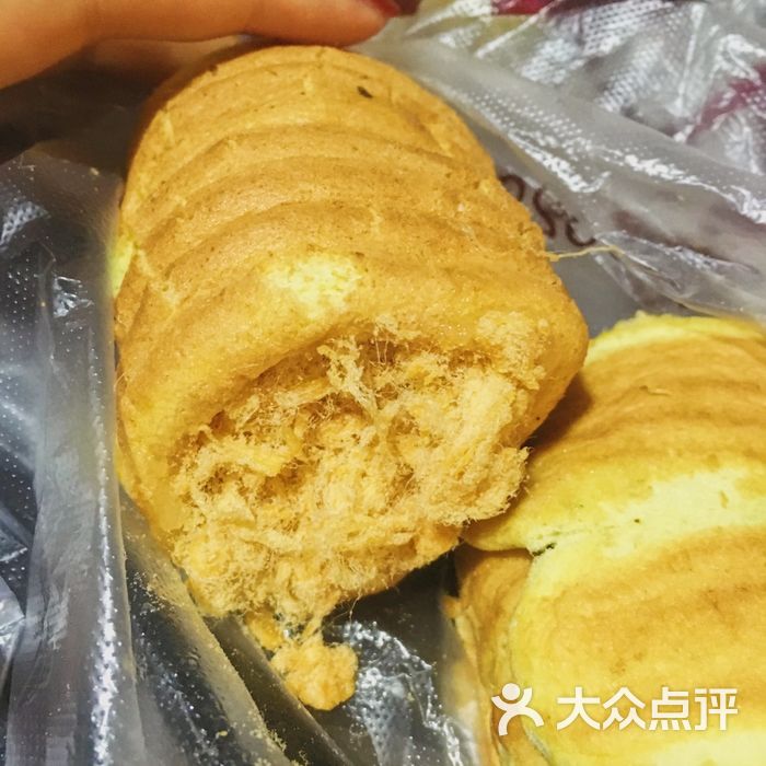 忆江南金丝肉松饼红豆卷图片