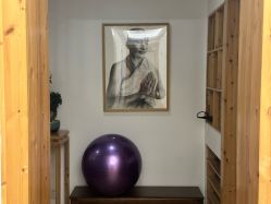 -依灵瑜伽普拉提连锁