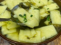 -乡土特色.冷锅鱼.牦牛肉汤锅