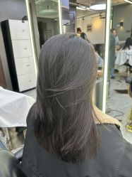 点击看大图 -藤野造型烫发染发