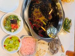 -九尺赵老四鲜鹅肠火锅