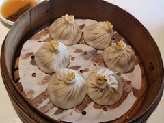 蟹粉小笼包-绿波廊(豫园店)