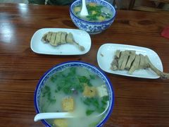 -苏生鸭血粉丝(鹿鸣路店)
