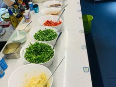 -贵州树林牛肉馆·小龙虾(蒋村花园店)