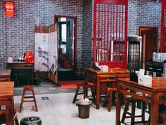 大堂-76人老烩面(龙湖泰山路店)