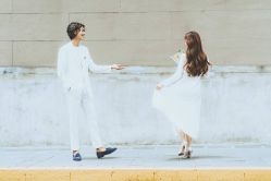 -雪中彩影婚纱摄影·微光艺术中心