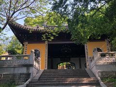-灵岩山风景区