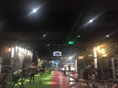 -VLines耀能运动24小时·月付制健身(京广桥店)