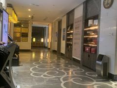 -新盈光·云会所(百丈东路店)