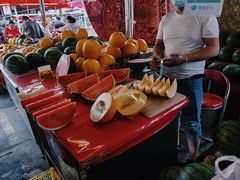 -乌恰市场(彩虹商场店)