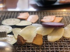 -肉甲韩国木炭烤肉(新壹街1店)