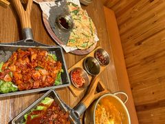 -恩你小木屋·韩式料理(假日广场店)