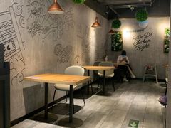 用餐区-肯德基(东四南大街店)