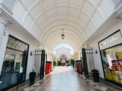 -佛罗伦萨小镇广佛名品奥特莱斯(疏港路店)