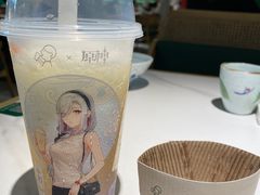 -喜茶(北京华贸购物中心店)
