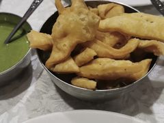 -葛尼沙印度餐厅 (镇明路店)