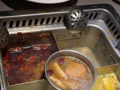 -渝夫虾滑火锅(解放路旗舰店)