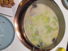 -洪氏嗨捞·猪肚鸡火锅(阳光天地店)