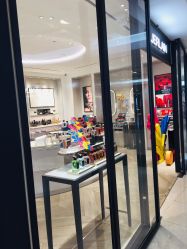 -法国娇兰精品店