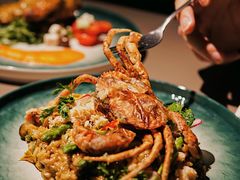 -Oasis Bar & Grill