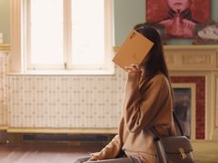 -Nathalie Djurberg与Hans Berg“牛皮纸包裹的月亮”-Prada荣宅当季展览