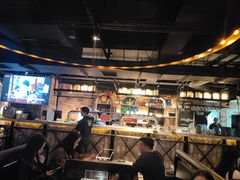 -麦凯伦烧烤·精酿超级工厂店(金桥总店)