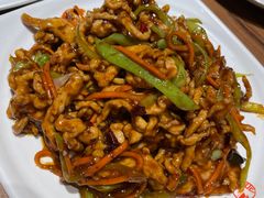 -六泰居·尔滨地标·东北菜(松北店)