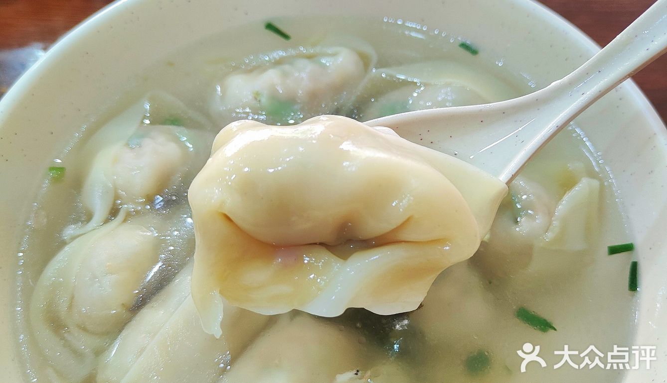 寻味杭州|鲜肉馄饨真的挺好吃❗❗好大一个