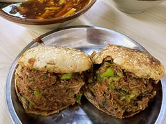 烧饼夹坛子肉-昌顺马记小吃店(昌盛园店)