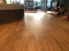 -奔驰上海利星(七宝店)