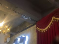 -荒岛实景沉浸密室(江汉路1店)