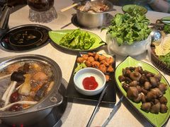 -一叶一世界·素食餐厅(锦华万达店)