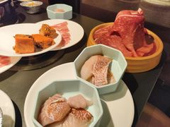 -钱小奴海鲜自助黑金店(杭州滨江龙湖店)
