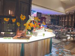 -松咖啡自助餐厅·松北香格里拉