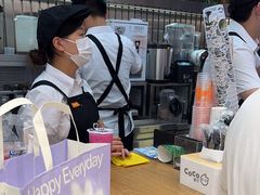 -CoCo都可(湖滨银泰店B区店)