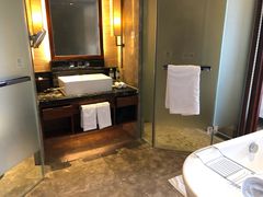 -三亚湾海居铂尔曼度假酒店