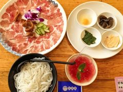 -桥香园过桥米线(国贸店)