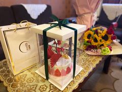 -山与蓝·轻糖鲜果蛋糕(勒泰店)