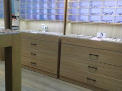 -天空之镜眼镜店蔡司依视路配镜授权零售店(望京颐堤港店)