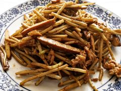 野芦蒿炒豆干-广迎居老正兴菜馆