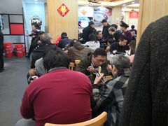 等位区-老盛兴·上海小笼汤包馆(武夷店)