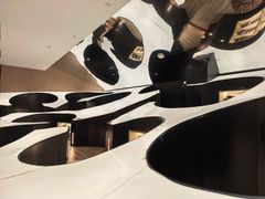 -涨巢·潮玩水疗局